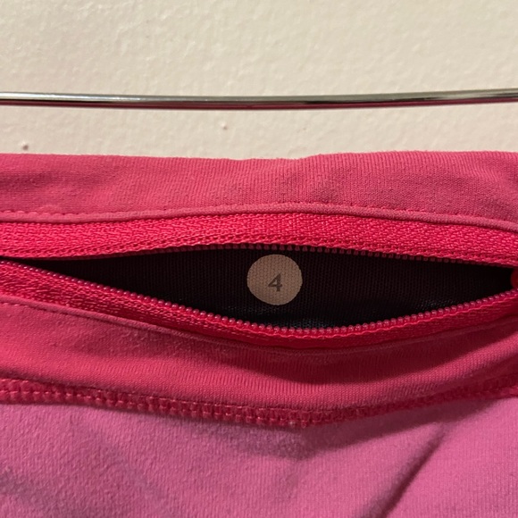 lululemon shorts - Picture 3 of 10